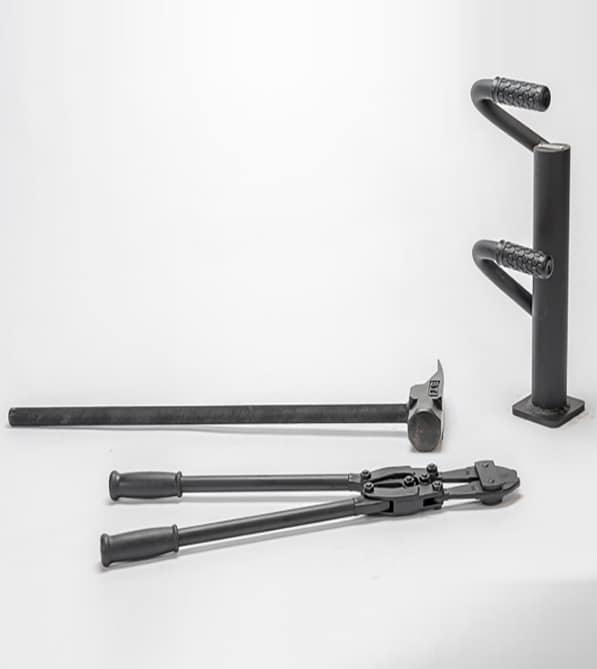 Commercial Door Kit Wasp w/Bolt Cutters
